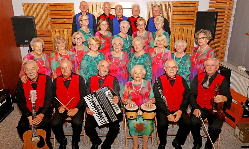 Koncert Zespołu Artystycznego Seniorynki pt. Mieliśmy kiedyś po 16 lat